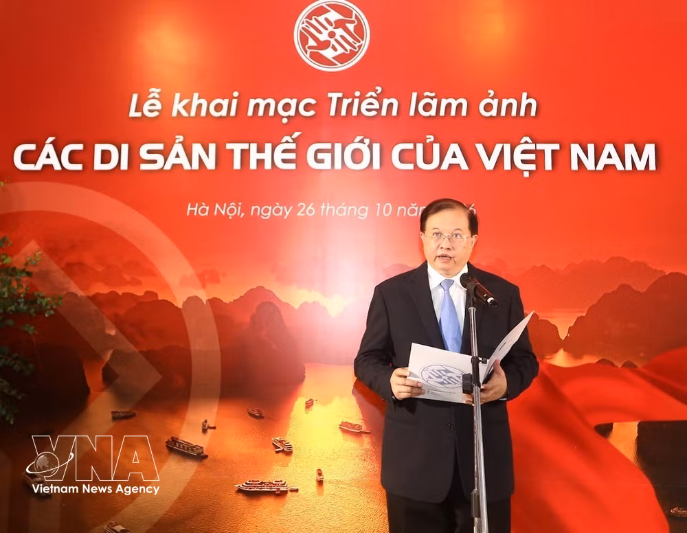 vnanet-potal-ton-vinh-gia-tri-di-san-viet-nam-qua-ngon-ngu-nhiep-anh-9113128.jpg