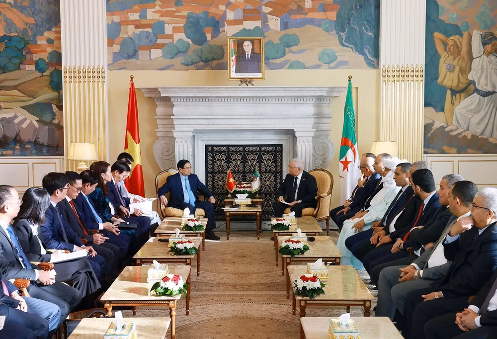 vna-potal-thu-tuong-pham-minh-chinh-hoi-kien-chu-tich-thuong-vien-algeria-8421668.jpg