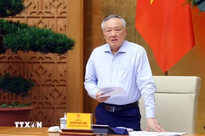 nguyen-hoa-binh.jpg
