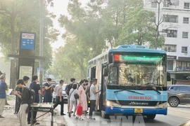 Ханой наращивает усилия по переходу на экологичный транспорт. (Фото: ВИA)