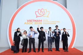 Азиатский чемпионат по дебатам среди школьников Vietnam ASDC 2026 официально открылся 21 июня в Ханое. (Фото: nhandan.vn) 