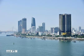 Многие частные предприятия инвестируют в Дананге в сферы услуг и недвижимости. (Фото: ВИА) 