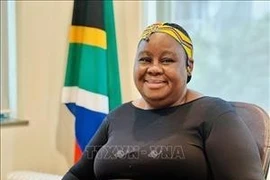 Посол Южно-Африканской Республики во Вьетнаме Вуйисва Тулело (Фото: ВИА).