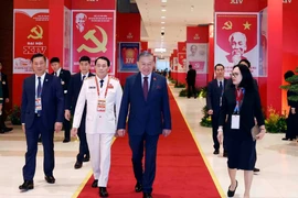 Генеральный секретарь ЦК КПВ То Лам прибыл в Национальный конференц-центр в Ханое. (Фото: ВИА)
