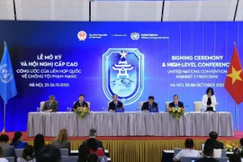 Пресс-конференция, посвящённая основным итогам церемонии подписания Ханойской конвенции. (Фото: ВИА)