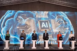 Представители соорганизаторов AI Battle 2026 на церемонии запуска. (Фото: ВИА) 