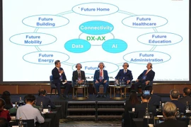 Мероприятие собрало около 500 политиков, экономистов, предпринимателей и представителей креативных индустрий из Вьетнама и других стран. (Фото: ВИА) 