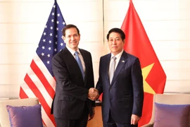 Президент Лыонг Кыонг (справа) принимает государственного секретаря США Марко Рубио в Нью-Йорке 24 сентября 2025 года. (Фото: ВИA)