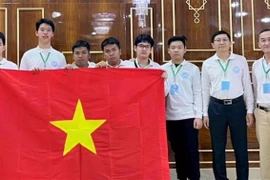 Вьетнамские школьники завоевали золотые медали на 2-й Международной математической олимпиаде для старшеклассников в Туркменистане. (Фото: ВИA)