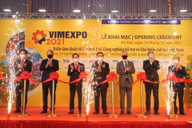 На церемонии открытия (Фото: https://congthuong.vn) 