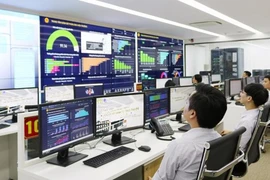 Среди выдающихся достижений административной реформы - создание и развитие электронного правительства и цифрового правительства. (Фото: vneconomy.vn)