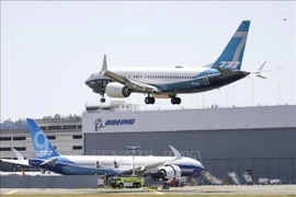 Боинг 737 Max во время пробного полета готовится к приземлению в Сиэтле, штат Вашингтон, США. (Фото: AFP / ВИА)