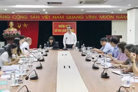 Общий вид конференции по обсуждению проекта. (Фото: hanoimoi.com.vn)
