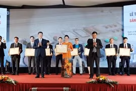 На церемонии (Фото: kinhtedothi.vn) 