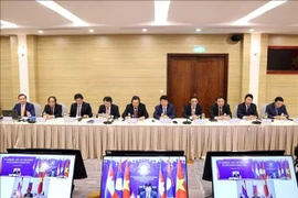 На 11-м онлайн-саммите Камбоджа-Лаос-Вьетнам по зоне треугольника развития (CLV-11) (Фото: ВИА)