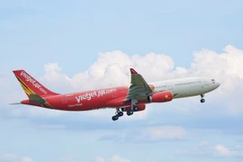 Vietjet последовательно демонстрирует приверженность проведению аварийных посадок для оказания помощи нуждающимся пассажирам.(Фото: Vietjet)