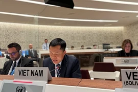 Советник-посланник Кунг Дык Хан, заместитель постоянного представителя Вьетнама в Женеве, выступает на второй сессии Подготовительного комитета Конференции 2026 года по рассмотрению действия Договора о нераспространении ядерного оружия. (Источник: ВИА)