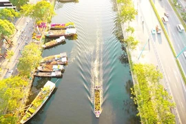 Речная жизнь людей в Хошимине (Фото: sggp.org.vn)