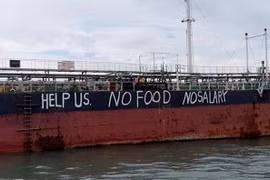 С марта в водах Малайзии застряли 12 вьетнамских моряков. (Фото: NUSPM)