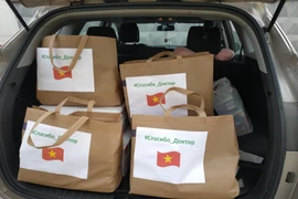 Кампания "Спасибо Доктор" получила положительный оклик в России. (Фото: Хонг Куан)