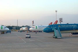 Самолеты Vietnam Airlines в международном аэропорту Нойбай в Ханое (Фото: ВИА)