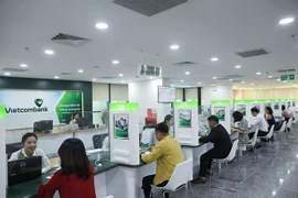 В Vietcombank. (Фото: ВИА)