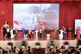 Художественное представление на церемонии (Фото: ВИA)