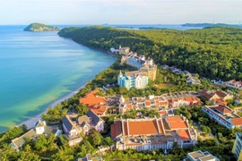 Курорт JW Marriott Phu Quoc Emerald Bay на Фукуоке. (Фото: JW Marriott)