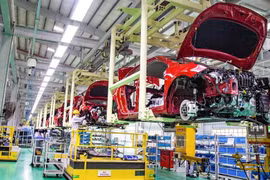 Линия сборки легковых автомобилей Kia. (Фото: ИЖВ)