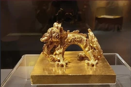 Золотая печать «Мэн Дык Чи Бао», датированная временем правления короля Жа Лонг (1802-1819гг.). (Фото: Минь Тху/Vietnam+)