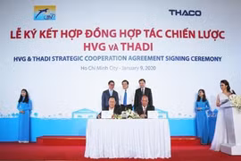 Thadi и Hung Vuong JSC подписывают соглашение о стратегическом сотрудничестве в городе Хошимин 9 января. (Фото: ВИА)