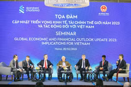Докладчики на семинаре. (Фото: Vietnam+)