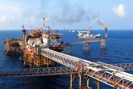 Нефтяная вышка на месторождении Батьхо (Фото: ВИА)