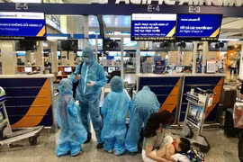 На пэропорте Таншоннят. (Фото: ВИА)