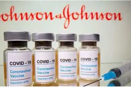 Вакцины против COVID-19 производства компании Johnson & Johnson. (Фото: Reuters)