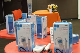 Компактные кардиостимуляторы плода предоставлены ЮНФПА. (Фото: T.G / Vietnam +)