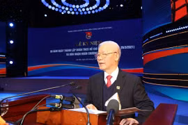 Генеральный секретарь ЦК КПВ, президент Нгуен Фу Чонг выступает на церемонии, посвященной 90-летию основания Коммунистического союза молодежи имени Хо Ши Мина. (Фото: ВИА)