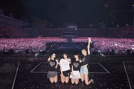 Выступление корейской группы Blackpink в Таиланде (Фото: vietnamnet.vn) 