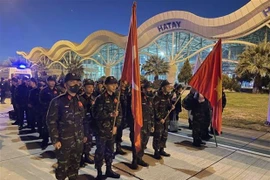 Солдаты Вьетнамской народной армии прибывают в Хатай (Фото: ВИА)
