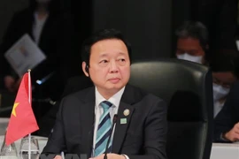 Заместитель премьер-министра, министр природных ресурсов и окружающей среды Чан Хонг Ха на открытии конференции. (Фото: Дык Тхинь/ВИА)