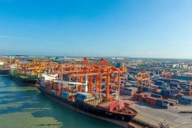 В настоящее время во Вьетнаме насчитывает 286 портов с причалами протяженностью более 96 км. (Фото: ВИА)