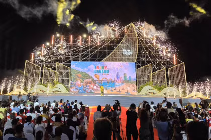 Церемония открытия фестиваля Enjoy Danang Festival 2026 в Дананге. Фото: ВИА
