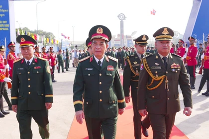 Вьетнамско-камбоджийский дружественный оборонный обмен 