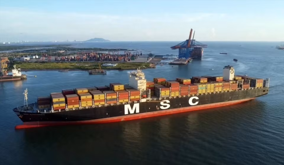 Крупнейшая судоходная компания в мире MSC регулярно отправляет суда в портовый кластер Каймеп-Тхивай в провинции Бариа-Вунгтау.