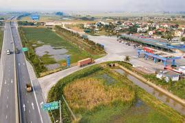Зона отдыха на автомагистрали Север – Юг на участке Каобо – Майшон. (Фото: baochinhphu.vn)