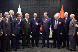 Генеральный секретарь, Президент государства То Лам принимает делегацию Общества ветеранов России и Общества российско-вьетнамской дружбы. Фото: ВИА