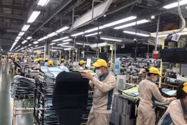 Производственная деятельность на предприятии Toyota Boshoku Ханой. (Фото: ВИА)