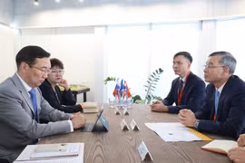 Министр финансов Нго Ван Туан проводит рабочую встречу с главой Республики Саха (Якутия) Российской Федерации Айсеном Сергеевичем Николаевым. Фото: ВИА