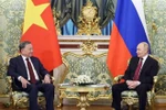 Генеральный секретарь Коммунистической партии Вьетнама То Лам во время краткой встречи с президентом России Владимиром Путиным в Москве 10 мая в полдень (по местному времени). (Фото: ВИA)