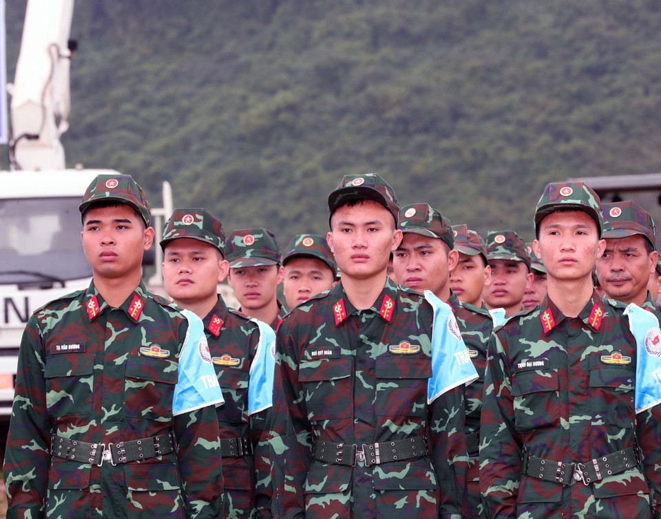 Офицеры и военнослужащие Вьетнама принимают участие в учениях. (Фото: ВИА)